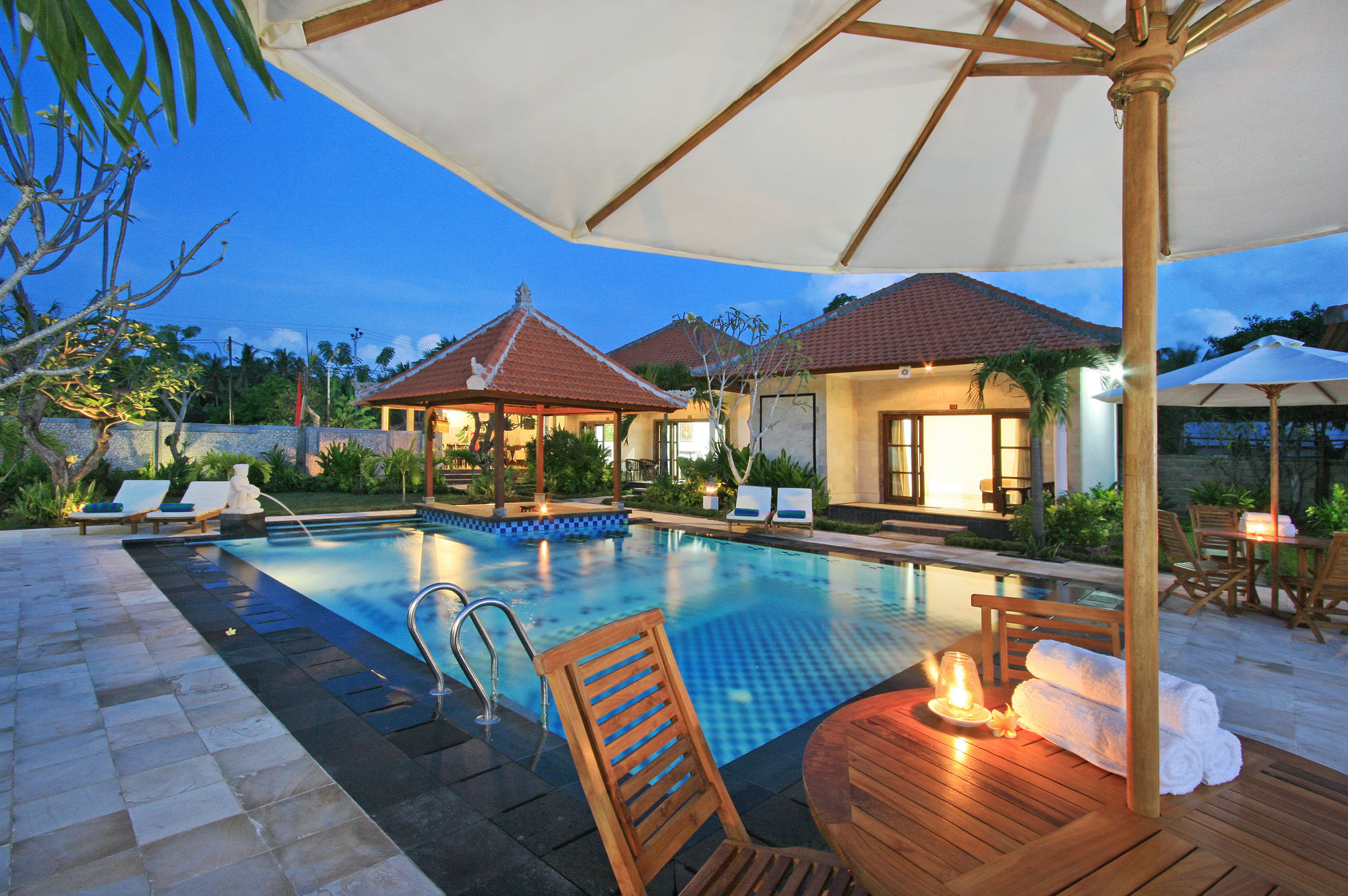 Pondok Jenggala Lembongan Exterior foto